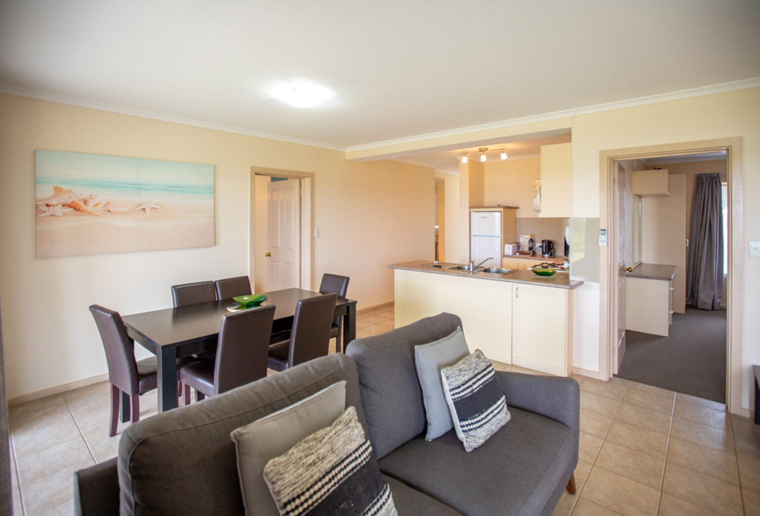 Book Luxury Apartment Online Robe